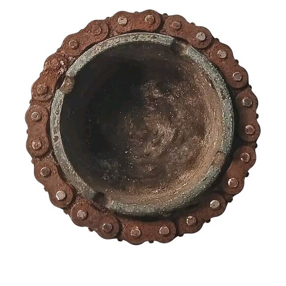 Vintage Bike Chain Metal Ashtray Smoker Motorcycle Biker 4.5" Garage/Man Cave - Picture 5 of 5